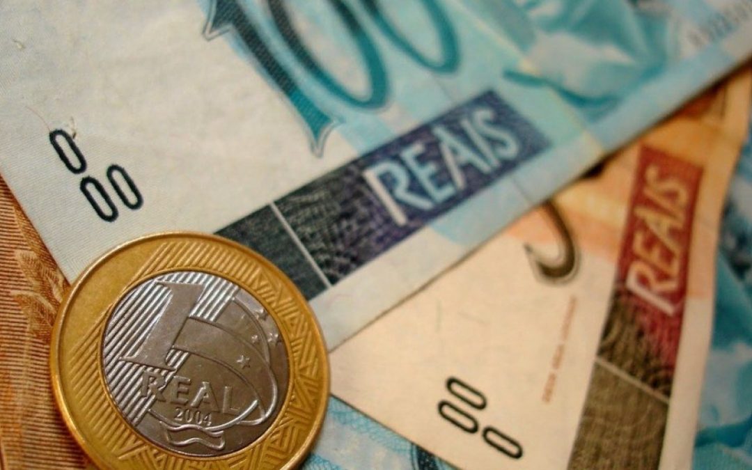 Pagamento do 13º salário contribuirá para quitação de dívidas