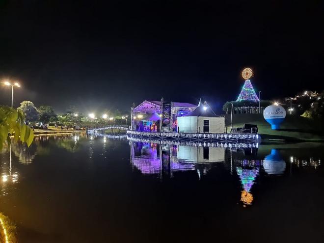 Decoração do Parque Ipanema atrai moradores de cidades vizinhas