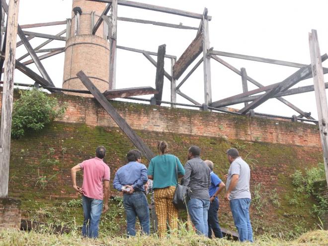 Técnicos do Iphan-MG fazem visita técnica ao Forno Hoffman