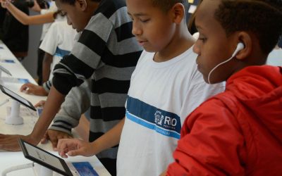 Brasil tem 4,8 milhões de crianças e adolescentes sem internet em casa