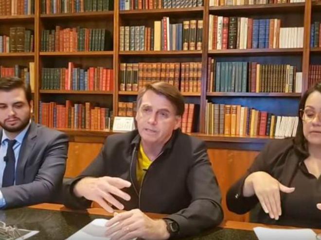 Bolsonaro confirma mais duas parcelas do auxílio emergencial