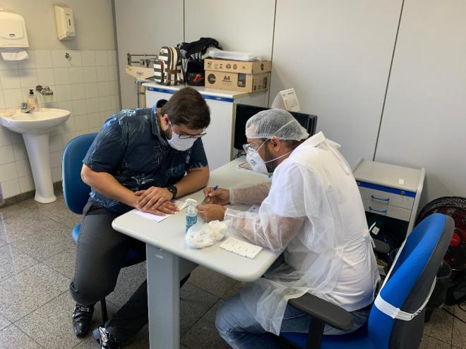 Administração de Ipatinga aplica testes rápidos em servidores do INSS